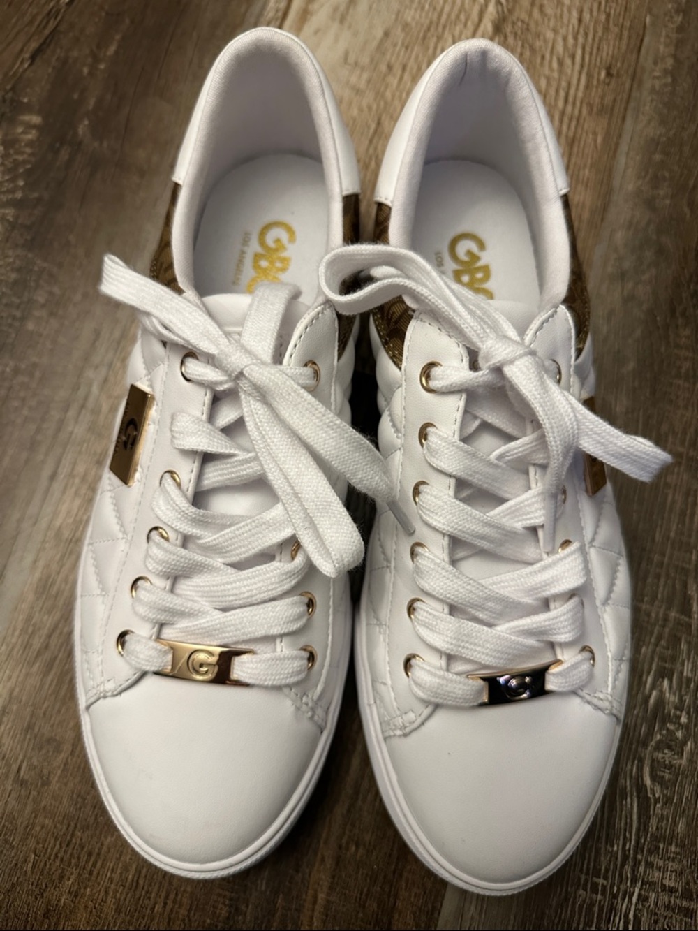 Like New- G by Guess White Quilted Lace-Up Sneakers